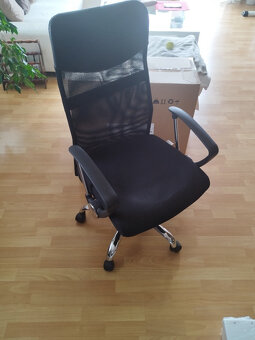 prodám křeslo k PC - 2