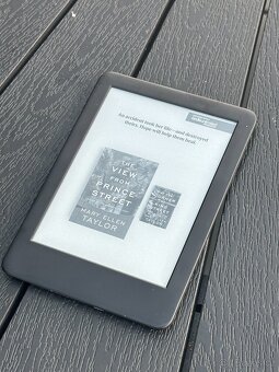Čtečka knih Amazon Kindle 10. gen 4GB černá - 2