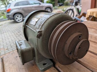 Elektromotor MEZ Mohelnice 0,3 kW – 380 V - 2