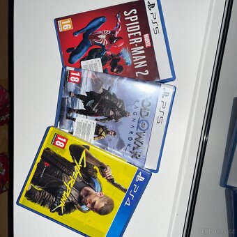 PlayStation 5 Slim 1TB + 2x ovladač, záruka - 2