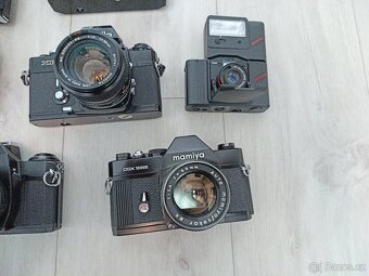 Prodám konvolut analogových fotoaparátů - 2