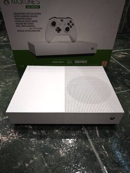 Xbox One S 1TB Digital - 2