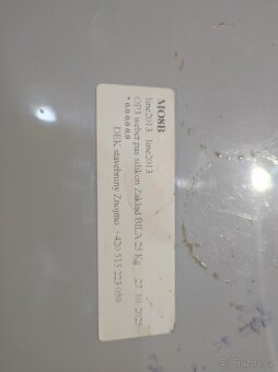 Fasádní barva. MO8B - 2