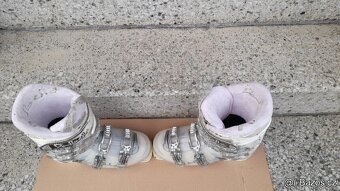 Kvalitní lyžáky Dalbello vel.41 - 2