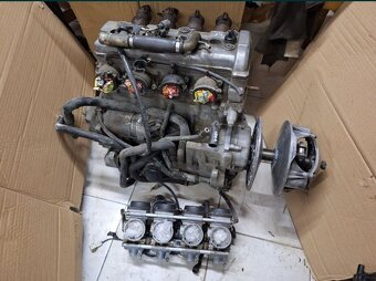 Části motoru Yamaha RX1 8FA00 - 2