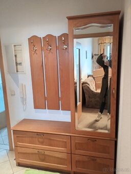 Předsíň/předsíňová sestava skříňka masiv dřevěná - 2