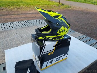 Motokrosová helma - Kenny - 2
