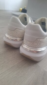 Nové Calvin Klein - 2