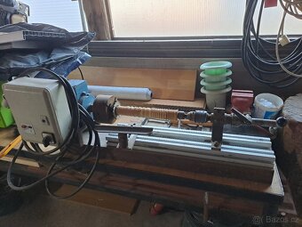 Soustruh na dřevo - 2