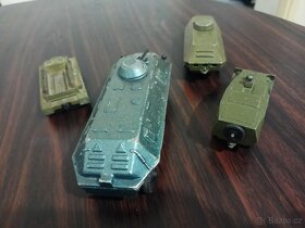 Kovové modely aut vojenské techniky - 2