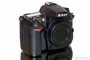 Nikon D7000 16 tis expozic TOP STAV - 2