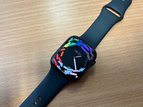 Apple watch 8 45mm záruka 8/2025 - 2