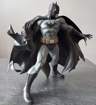 Kotobukiya DC Comics ARTFX Batman Hush - 2