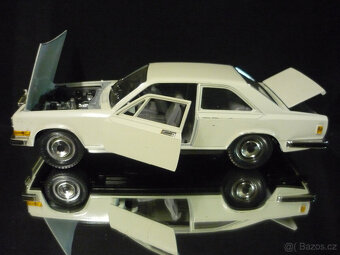 Rolls Royce Camargue Bburago 1/18 - 1/22 - 2