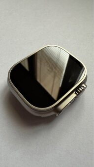 Apple Watch Ultra 49mm Titanium + GPS - 2