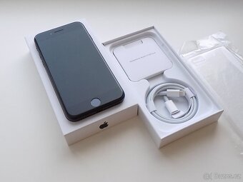 APPLE iPhone SE (2022) 64GB Midnight - ZÁRUKA - TOP STAV - 2