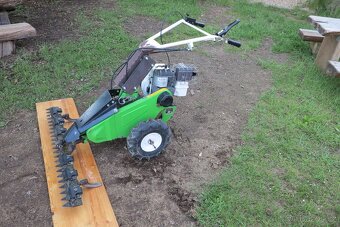 Lištová sekačka VIKING s motorem Kawasaki FA 210 - 2