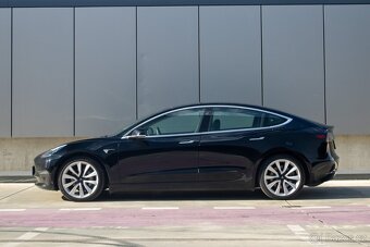 Tesla Model 3 Long-Range Dual Motor AWD - 2