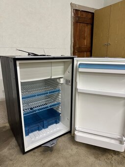 Chladnička WAECO (dometic) CR 140. 12/24, 230V - 2