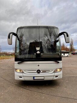 MERCEDES-BENZ TOURISMO RHD - 2