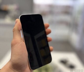 Prodám nebo vyměním iPhone 16 128 GB v záruce - 2