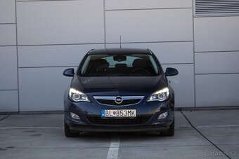 Opel Astra 1.7 CDTI ECOTEC 125k Cosmo - 2