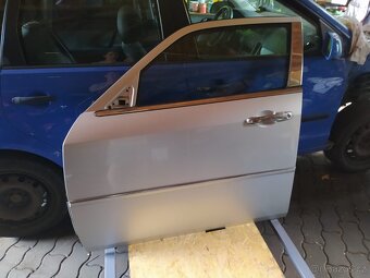 Chrysler 300C - Dveře řidiče - 2