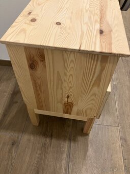 Noční stolek - 2