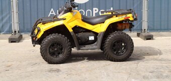 CAN-AM Outlander 650 XT - 2
