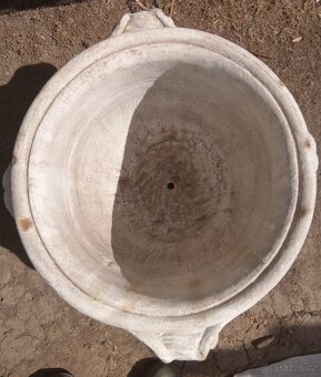 Betonové květináče - 2