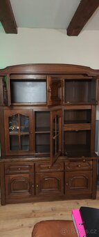 Rustikální skříň - stěna - 2