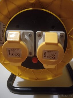 Prodlužovací kabel 25 m - 2