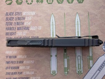 Microtech Combat Troodon Delta Frag Dagger Full Serrated - 2