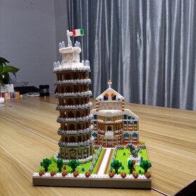 NOVÉ Stavebnice typu Lego - Šikmá věž - 1994 kostek - 2