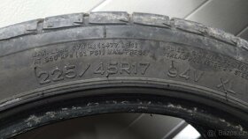 Letní pneu 225/45 R17 - 2
