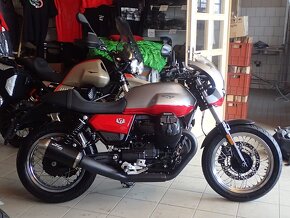 MOTO GUZZI V7 Stone Corsa E5 - 2