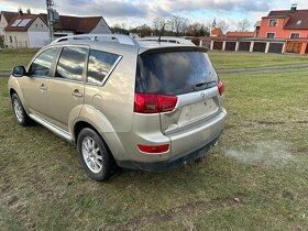 Peugeot 4007 - 2