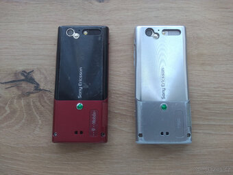 SONYERICSSON T700 na díly - 2