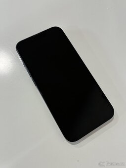 Apple iPhone 13 256GB černý - jako nový - 2