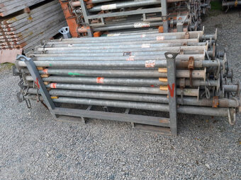 Stropní stojky 350, 400, 550cm - hůře vysunovatelné - 2