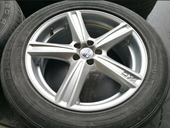 Alu kola VOLVO - 2