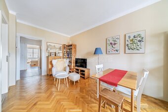 Pronájem vybaveného bytu 2+kk, 55 m2 plus sklep - Praha - Vi - 2