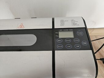 Domácí pekárna na chleba GORENJE BM 900 AL - 2