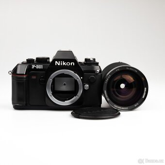 Nikon F-301 + objektiv 28-200mm f/3,8-5,5 - 2