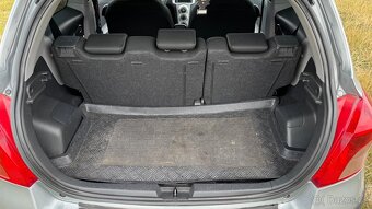 Toyota Yaris - 2