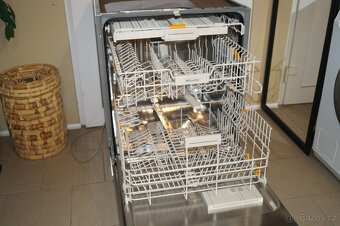 Miele myčka celonerezová G 6300 SCU, tři koše - 2