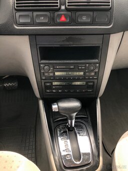 VW GOLF IV. 1.9 TDI r.v.2000 AUTOMAT,SERVISKA,KLIMA 3MAJITEL - 2