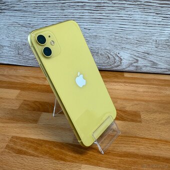 iPhone 11 64GB, žlutý (12 měsíců záruka) - 2