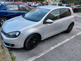 Prodám vw golf 6 1.6 tdi 77 kw 5 dveří model 2011 - 2
