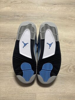 J4 University Blue - 2
